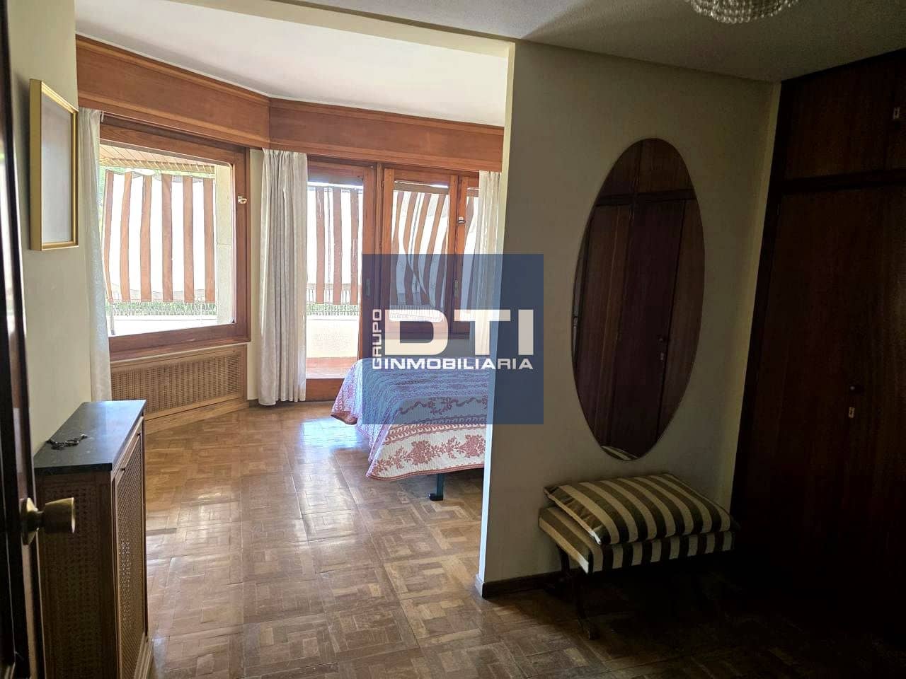 6 slaapkamer Flat te koop in Albacete stad met garage - € 537.000 (Ref: 9394113)