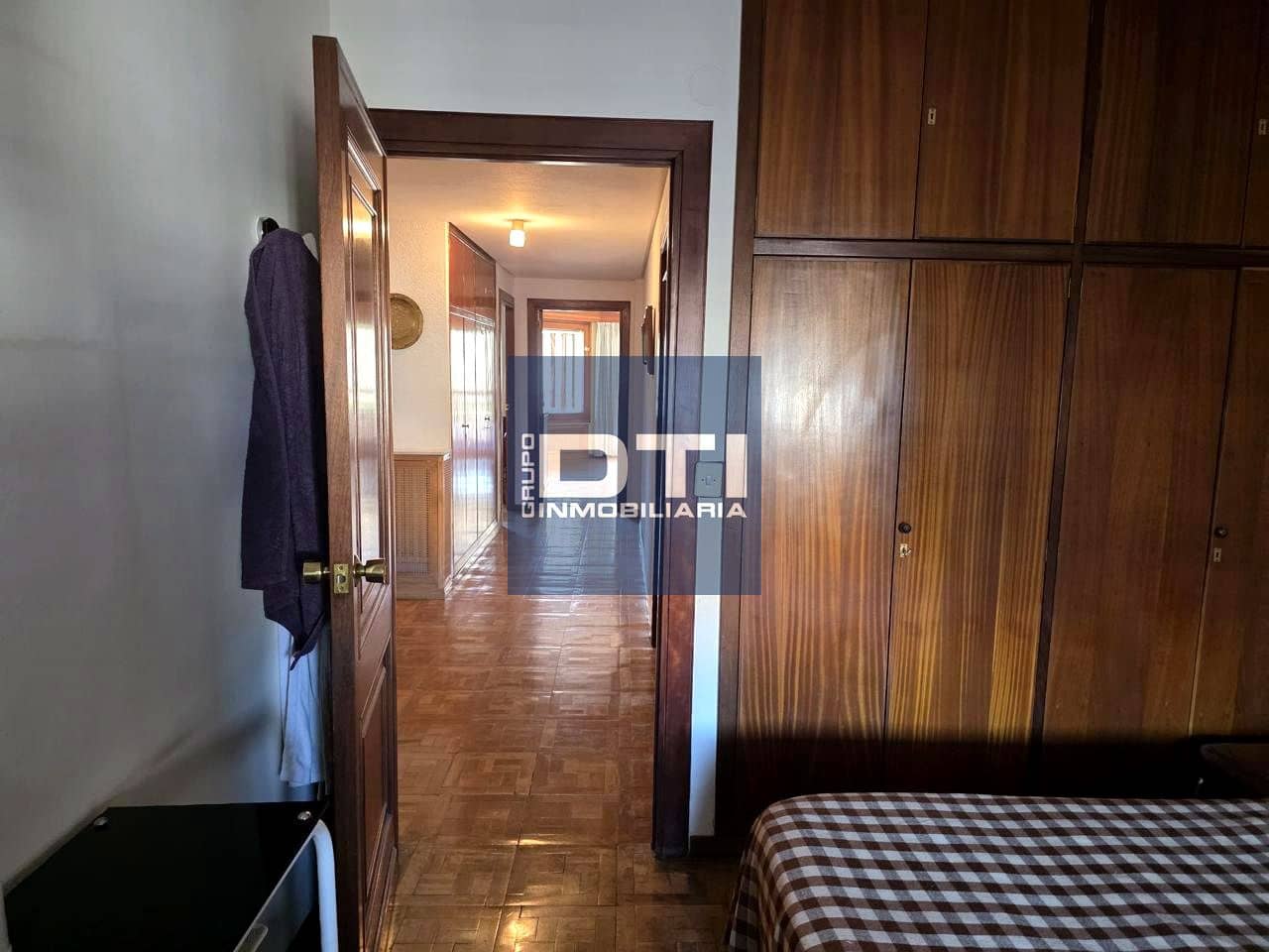 6 slaapkamer Flat te koop in Albacete stad met garage - € 537.000 (Ref: 9394113)