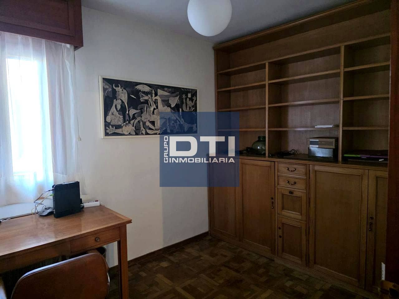 6 slaapkamer Flat te koop in Albacete stad met garage - € 537.000 (Ref: 9394113)