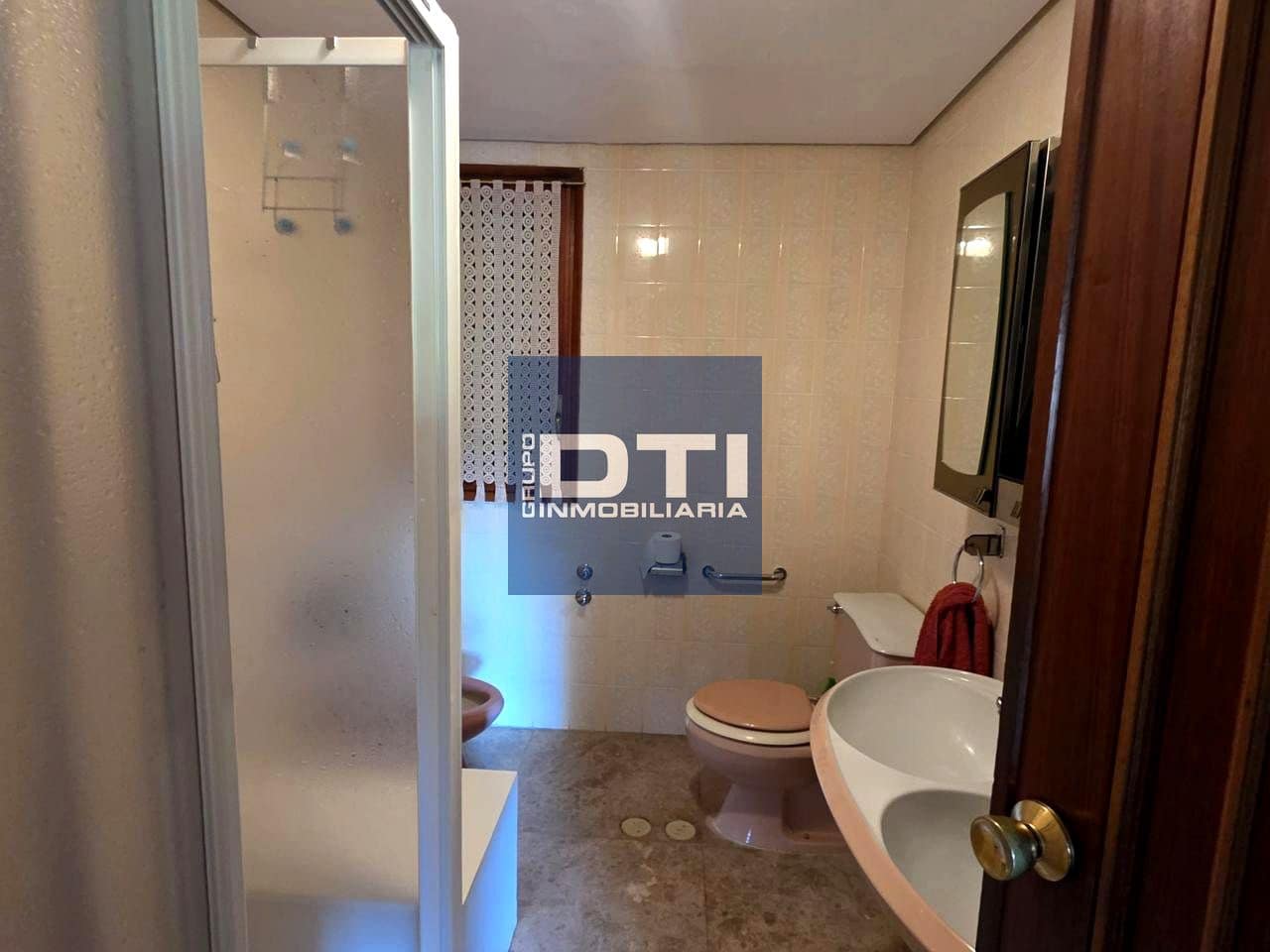 6 slaapkamer Flat te koop in Albacete stad met garage - € 537.000 (Ref: 9394113)