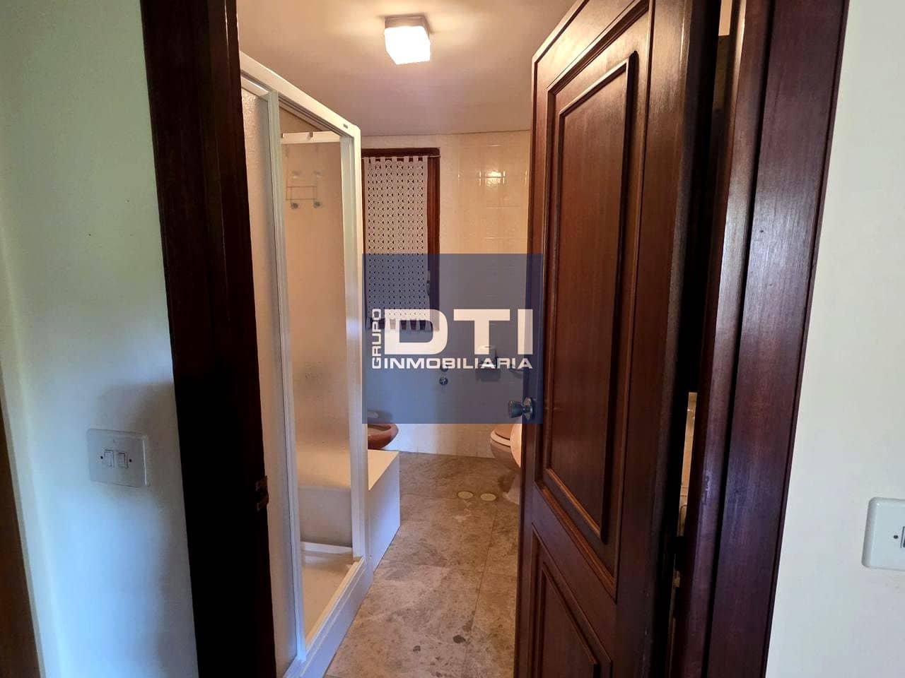 6 slaapkamer Flat te koop in Albacete stad met garage - € 537.000 (Ref: 9394113)