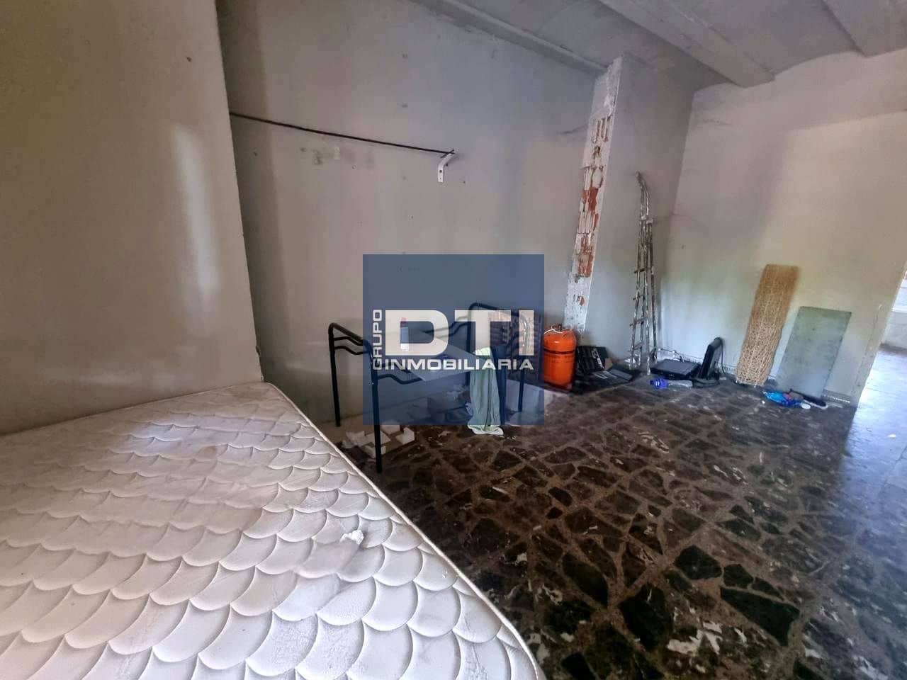 5 slaapkamer Villa te koop in Albacete stad - € 299.000 (Ref: 9394116)