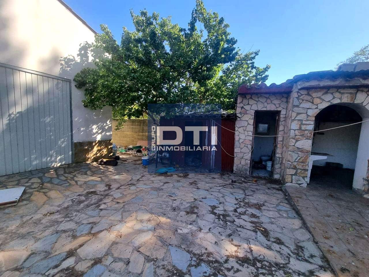 5 slaapkamer Villa te koop in Albacete stad - € 299.000 (Ref: 9394116)