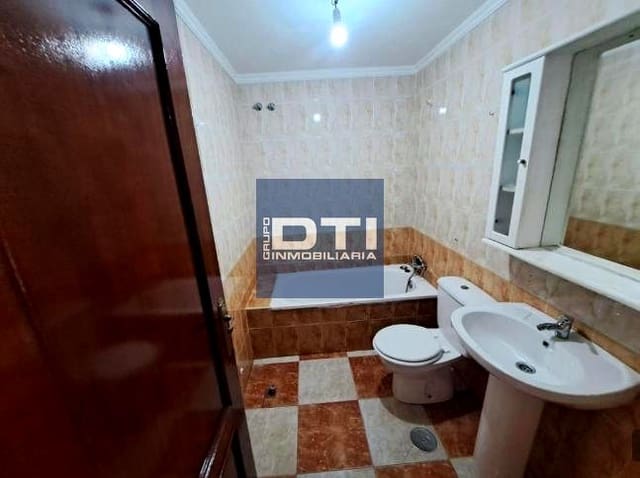 3 sypialnia Mieszkanie na sprzedaż w Moguer z garażem - 99 000 € (Ref: 9394118)