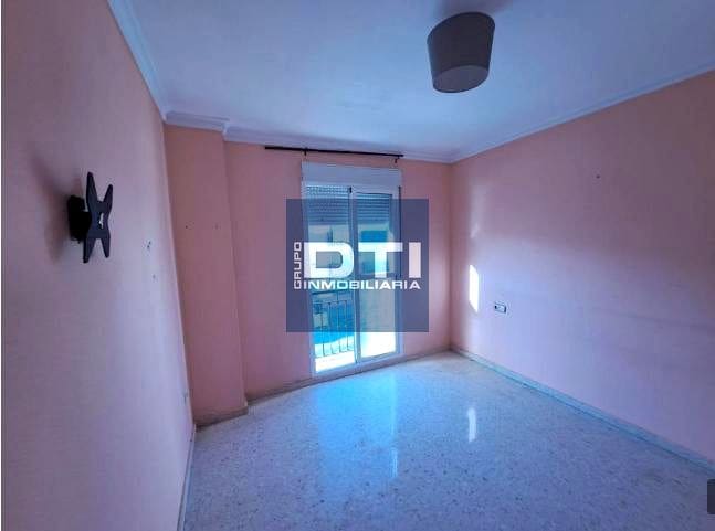 3 slaapkamer Flat te koop in Moguer met garage - € 99.000 (Ref: 9394118)