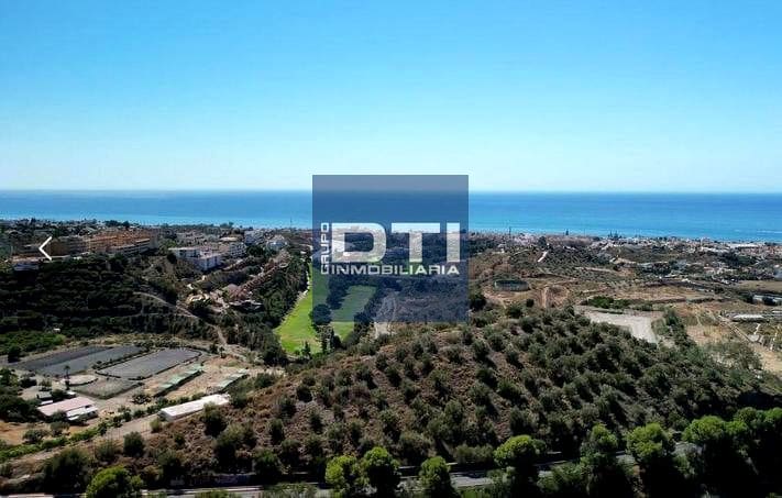 Teren niezagospodarowany na sprzedaż w Rincon de la Victoria - 741 000 € (Ref: 9394119)