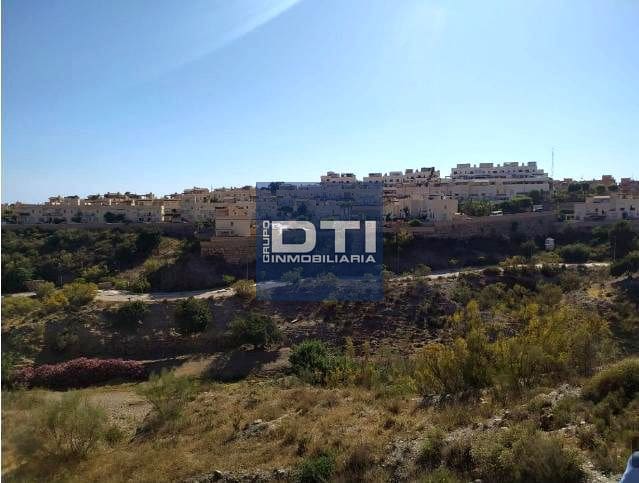 Teren niezagospodarowany na sprzedaż w Rincon de la Victoria - 741 000 € (Ref: 9394119)