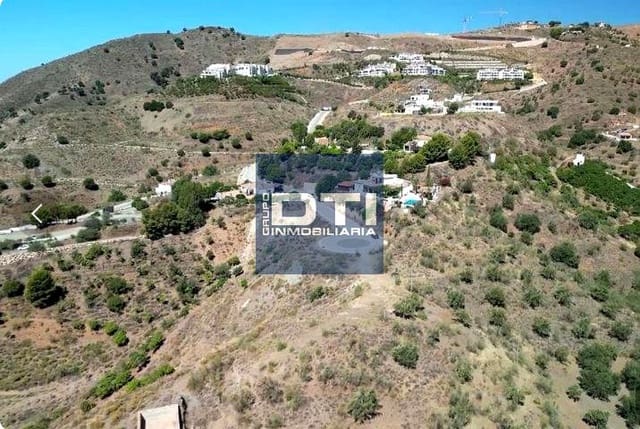 Teren niezagospodarowany na sprzedaż w Rincón de la Victoria - 741 000 € (Ref: 9394119)