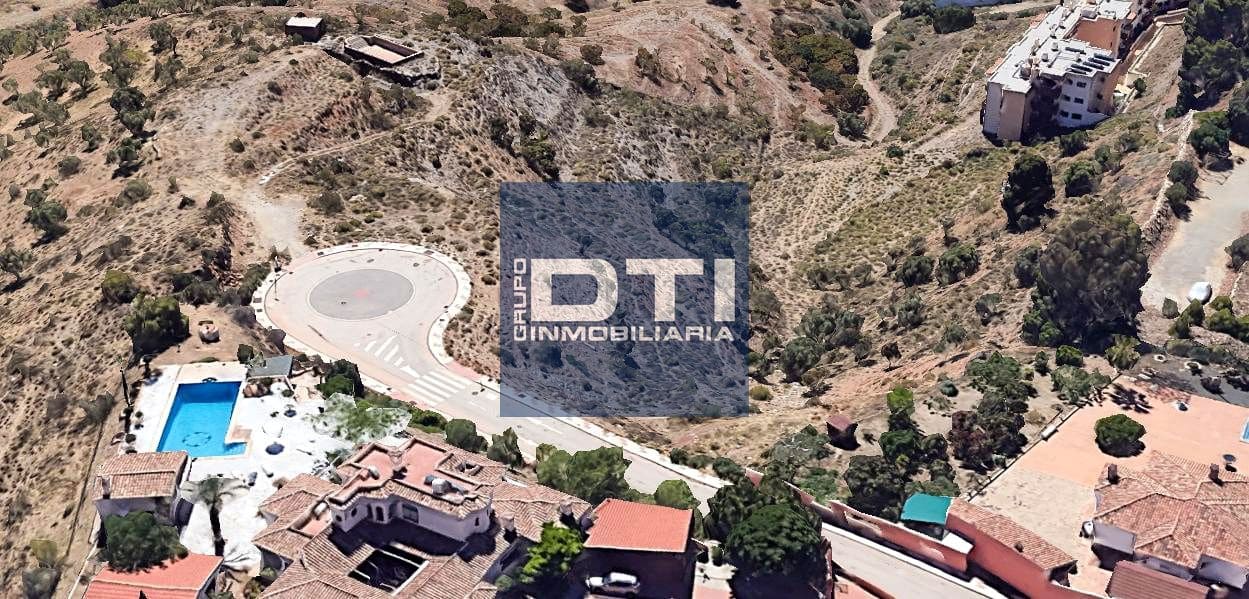 Teren niezagospodarowany na sprzedaż w Rincon de la Victoria - 741 000 € (Ref: 9394119)