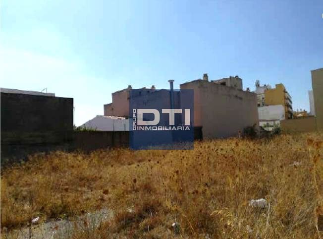 Teren niezagospodarowany na sprzedaż w Dos Hermanas - 1 250 000 € (Ref: 9394120)