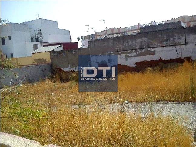 Teren niezagospodarowany na sprzedaż w Dos Hermanas - 1 250 000 € (Ref: 9394120)