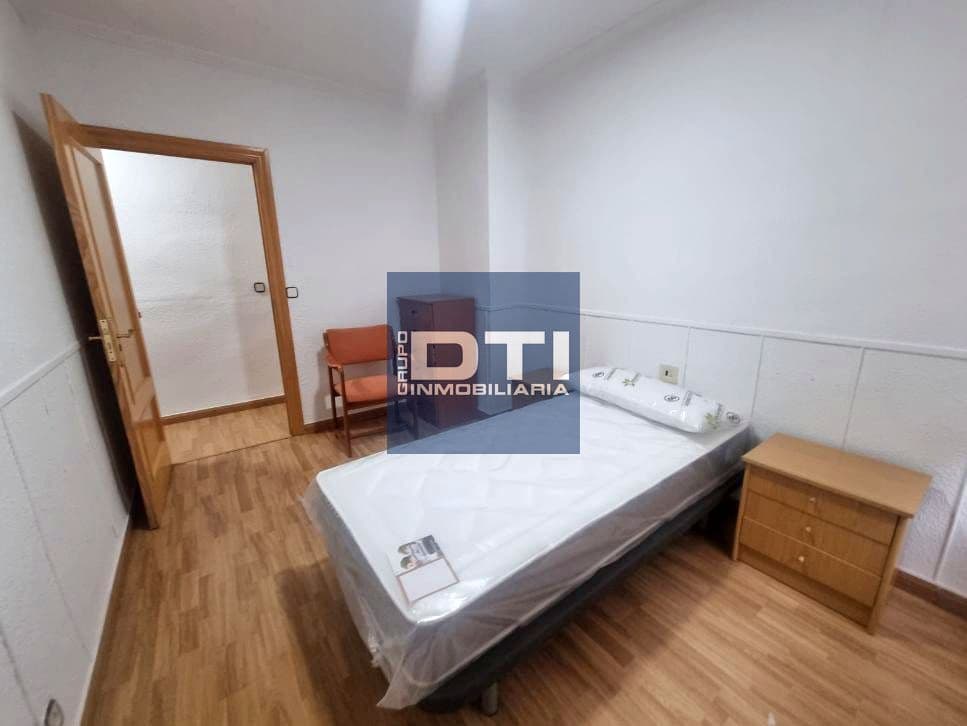 4 slaapkamer Flat te koop in Albacete stad - € 189.000 (Ref: 9394124)