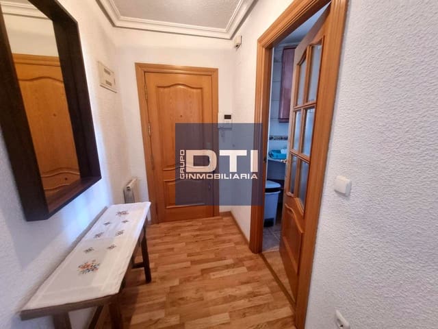 3 slaapkamer Flat te koop in Carretas - Huerta de Marzo, Albacete stad met garage - € 220.000 (Ref: 9394125)