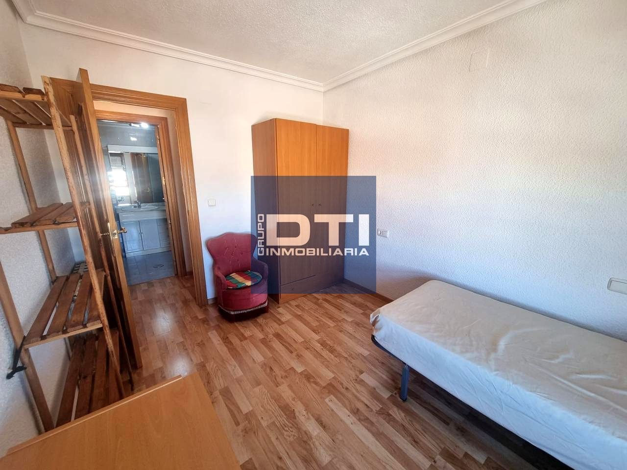 3 sypialnia Mieszkanie na sprzedaż w Miasto Albacete z garażem - 220 000 € (Ref: 9394125)