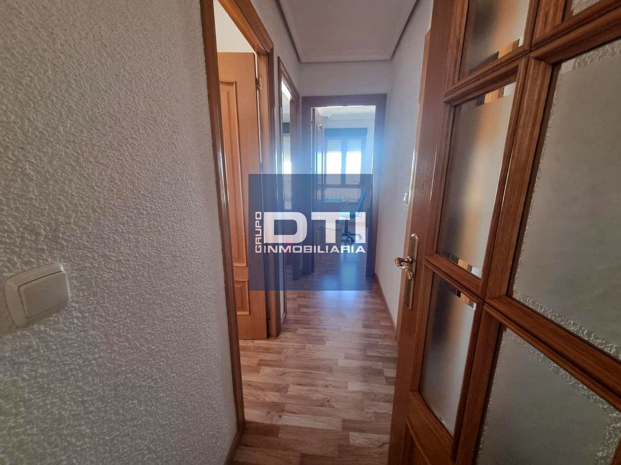 3 sypialnia Mieszkanie na sprzedaż w Miasto Albacete z garażem - 220 000 € (Ref: 9394125)