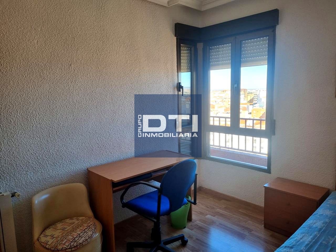 3 sypialnia Mieszkanie na sprzedaż w Miasto Albacete z garażem - 220 000 € (Ref: 9394125)