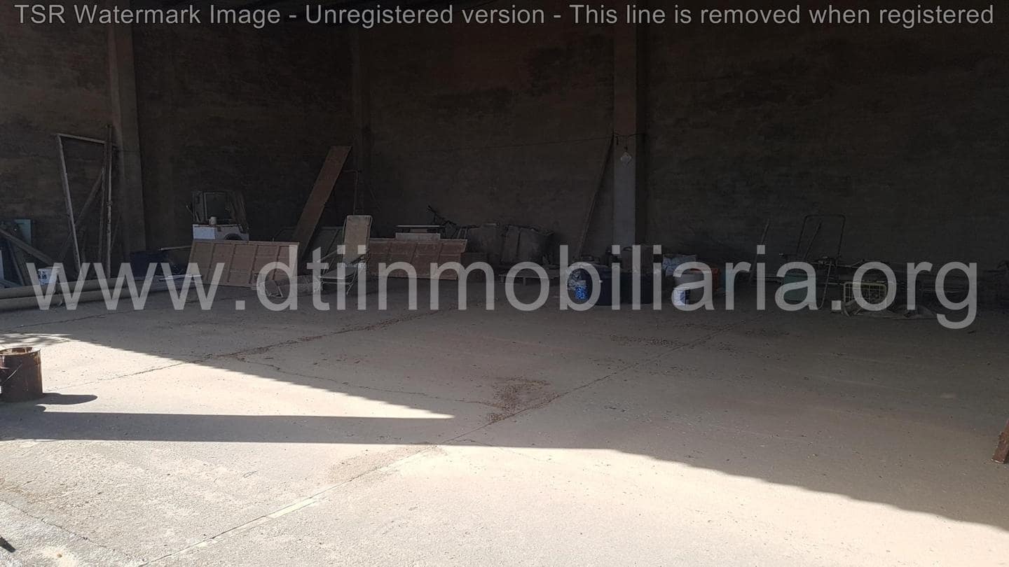 Mark till salu i La Palma del Condado - 80 000 € (Ref: 9394141)