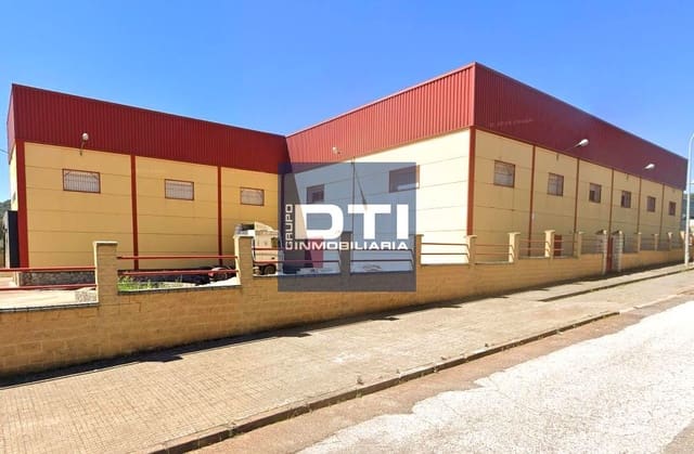 Commercial for sale in Cala - € 395,000 (Ref: 9394146)