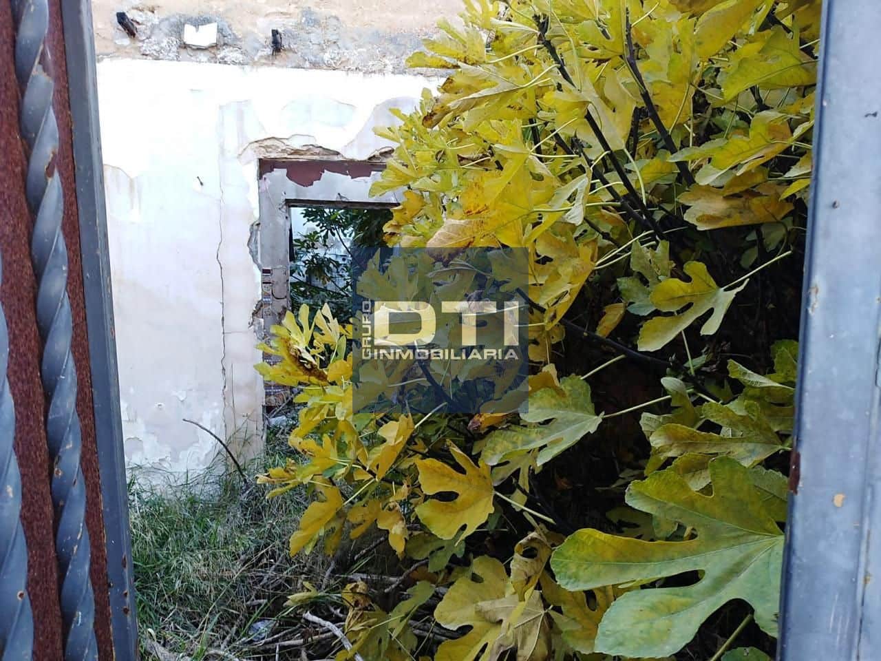 3 slaapkamer Flat te koop in Dos Hermanas - € 24.500 (Ref: 9394160)