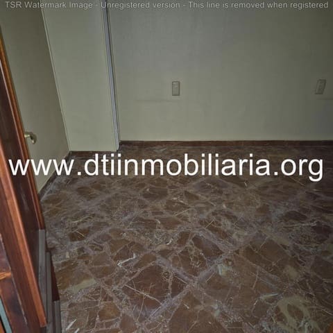 5 bedroom Villa for sale in La Palma del Condado - € 89,000 (Ref: 9394168)