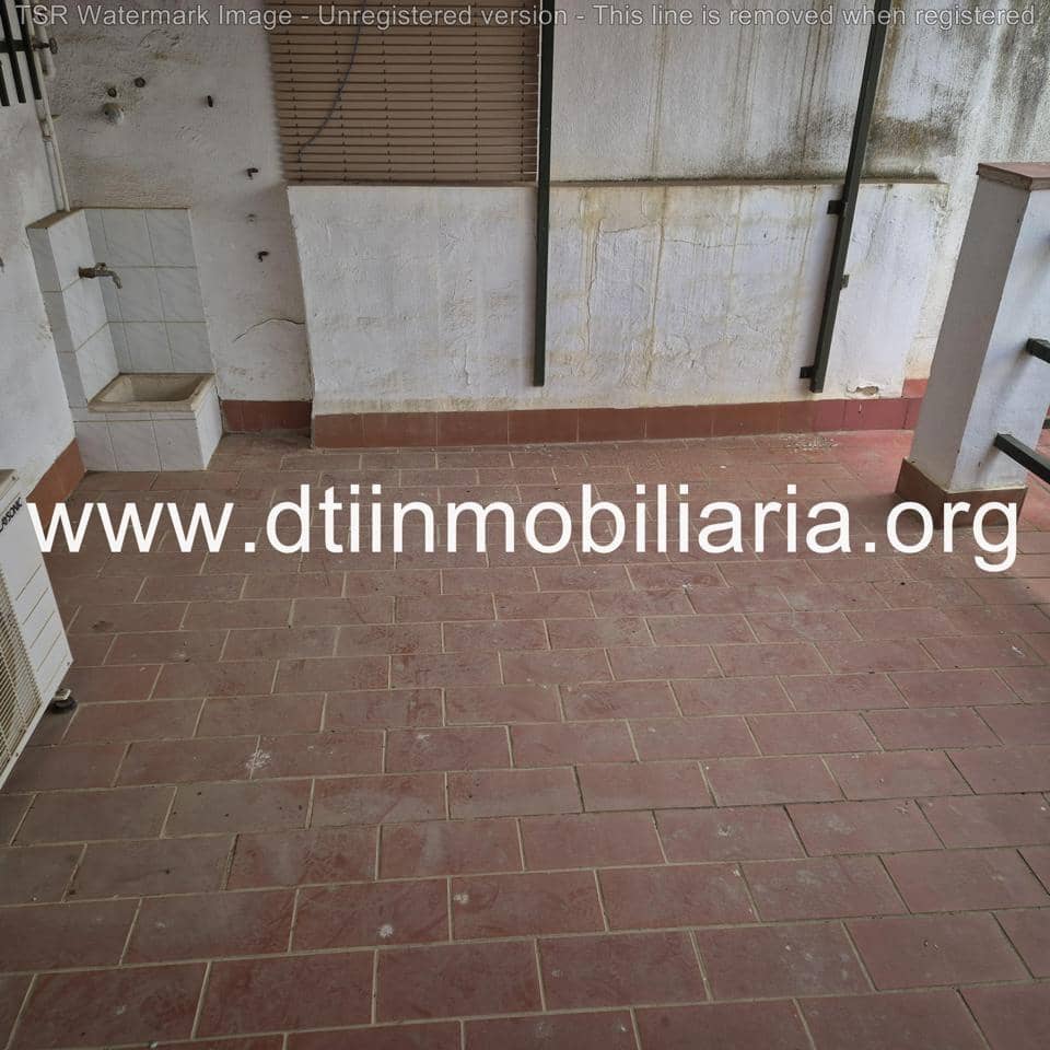 5 sovrum Villa till salu i La Palma del Condado - 89 000 € (Ref: 9394168)