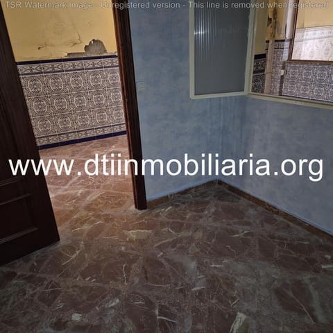 5 bedroom Villa for sale in La Palma del Condado - € 89,000 (Ref: 9394168)