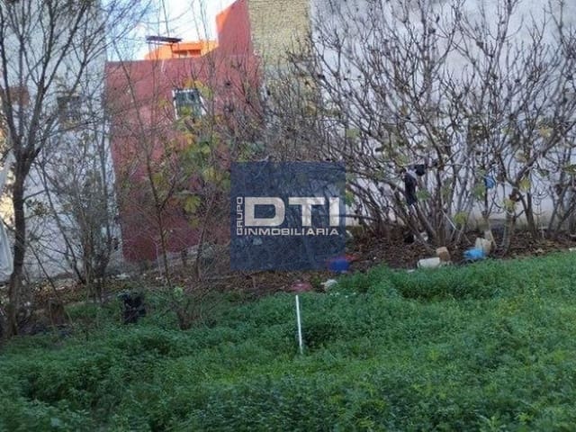 Grunde uden byggetilladelser til salg i La Plata, Sevilla by - € 90.000 (Ref: 9394170)