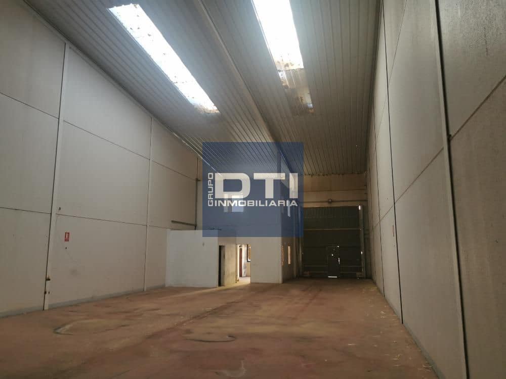 Commercieel te koop in Sevilla stad - € 59.000 (Ref: 9394172)