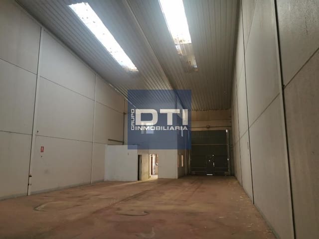 Commercieel te koop in Sevilla stad - € 59.000 (Ref: 9394172)