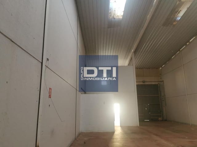 Commercieel te koop in Sevilla stad - € 59.000 (Ref: 9394172)