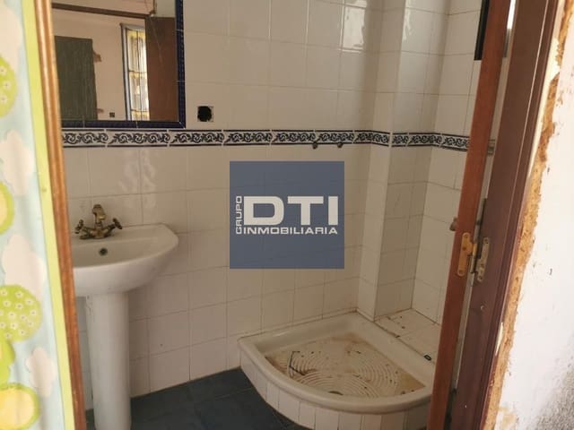 Commercieel te koop in Sevilla stad - € 59.000 (Ref: 9394172)