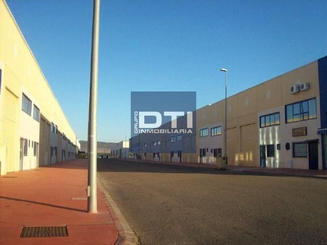 Commercieel te koop in Sevilla stad - € 59.000 (Ref: 9394172)