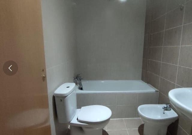 3 bedroom Flat for sale in La Roda - € 65,500 (Ref: 9394176)