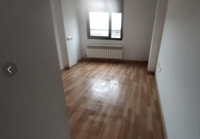 3 bedroom Flat for sale in La Roda - € 65,500 (Ref: 9394176)