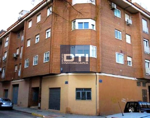 Garage til salg i Almansa - € 6.100 (Ref: 9394178)