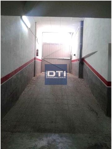 Garage til salg i La Roda - € 5.500 (Ref: 9394179)