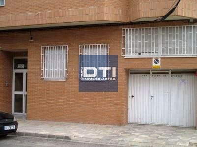 Garage te koop in Polígono San Anton, Albacete stad - € 8.500 (Ref: 9394183)