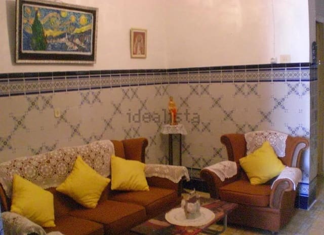 5 bedroom Villa for sale in Moguer - € 150,000 (Ref: 9394189)