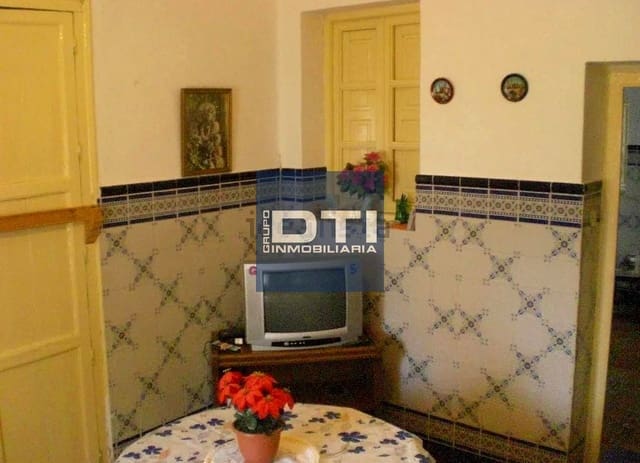 5 bedroom Villa for sale in Moguer - € 150,000 (Ref: 9394189)