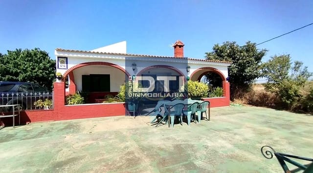 3 bedroom Finca/Country House for sale in San Juan del Puerto with pool - € 160,000 (Ref: 9394191)