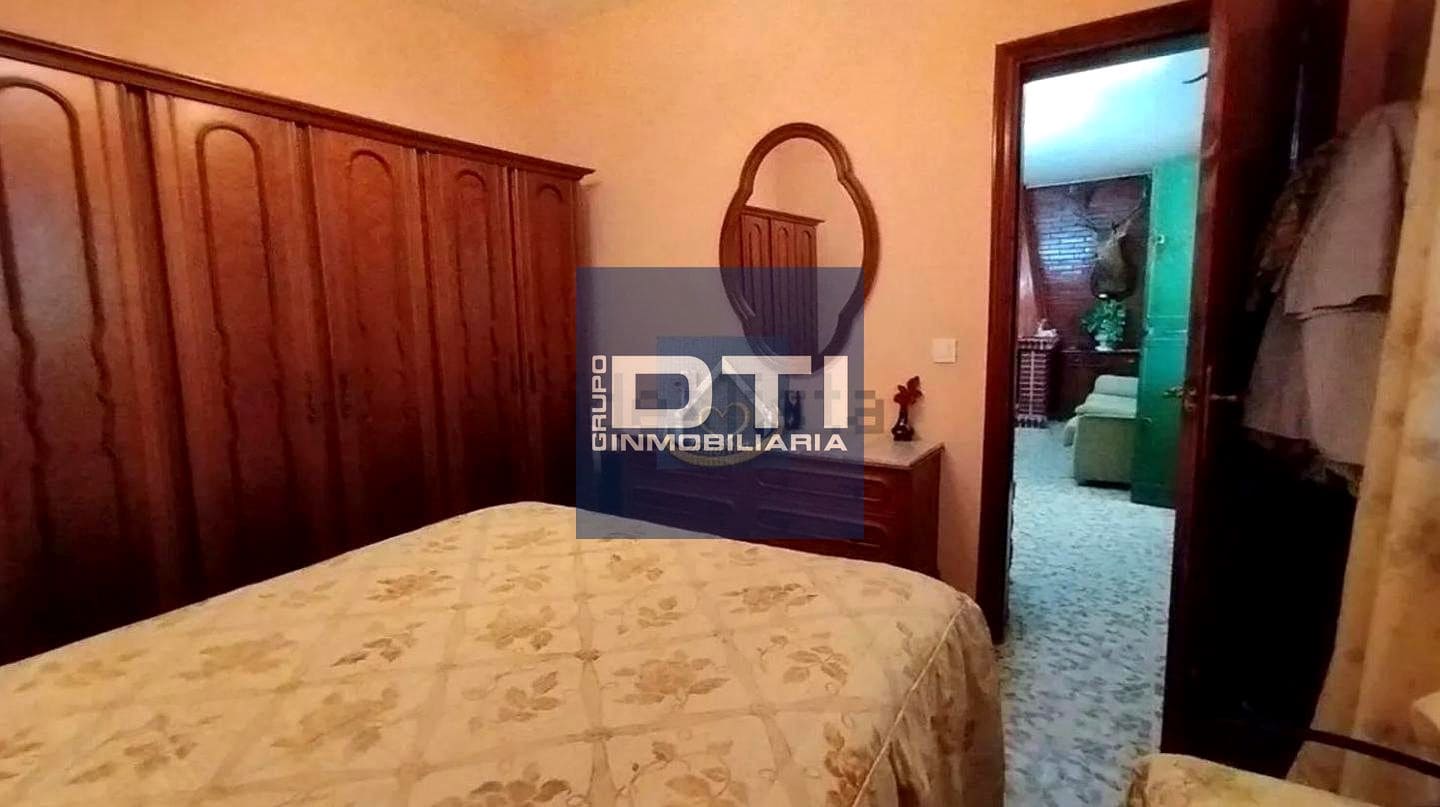 3 bedroom Finca/Country House for sale in San Juan del Puerto with pool - € 160,000 (Ref: 9394191)