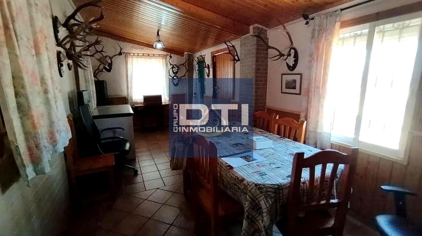 3 bedroom Finca/Country House for sale in San Juan del Puerto with pool - € 160,000 (Ref: 9394191)
