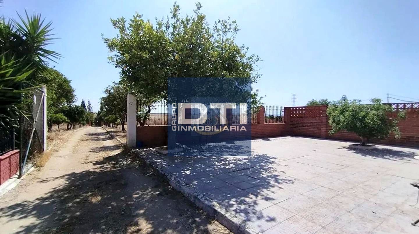 3 bedroom Finca/Country House for sale in San Juan del Puerto with pool - € 160,000 (Ref: 9394191)