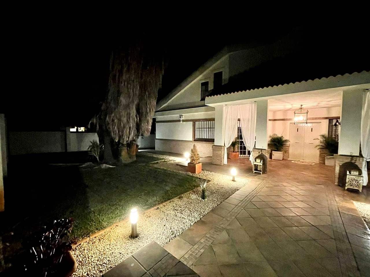 6 soverom Villa til salgs i Aljaraque med svømmebasseng - € 599 000 (Ref: 9394193)