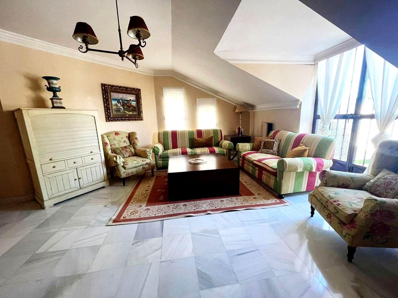 6 soverom Villa til salgs i Aljaraque med svømmebasseng - € 599 000 (Ref: 9394193)