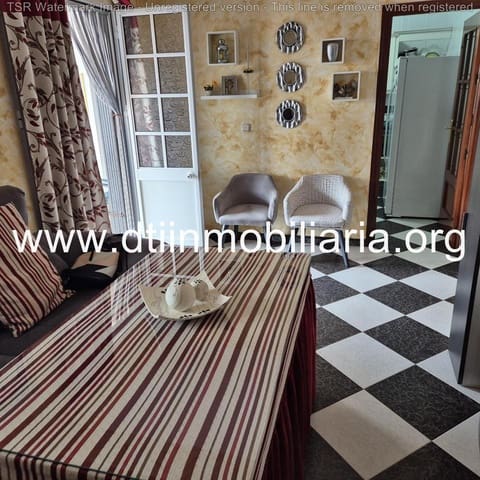 6 bedroom Villa for sale in La Palma del Condado - € 165,000 (Ref: 9394200)