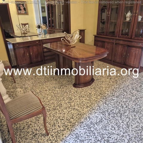 6 bedroom Villa for sale in La Palma del Condado - € 165,000 (Ref: 9394200)