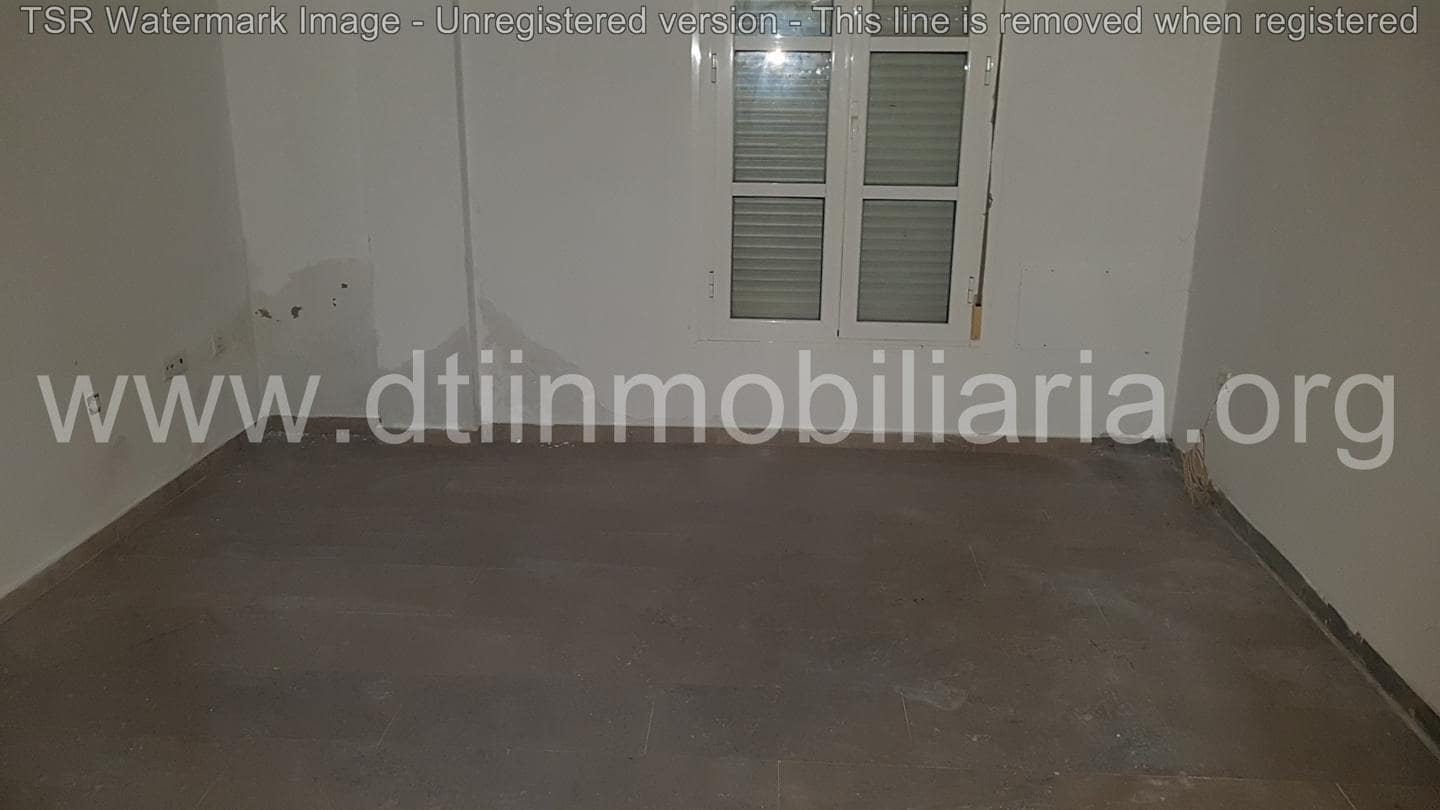 4 bedroom Villa for sale in Rociana del Condado - € 105,000 (Ref: 9394201)