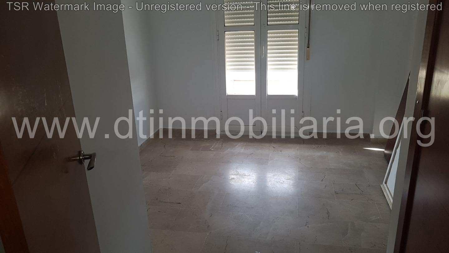 4 bedroom Villa for sale in Rociana del Condado - € 105,000 (Ref: 9394201)