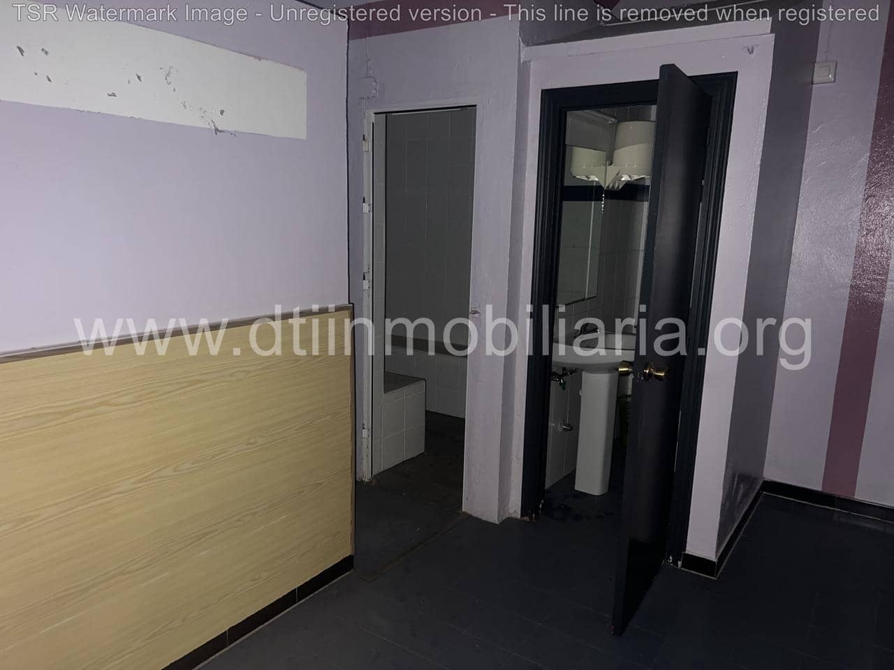 Kommersiell till salu i La Palma del Condado - 200 000 € (Ref: 9394205)